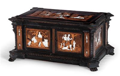 Rare Italian Baroque casket, - Nábytek