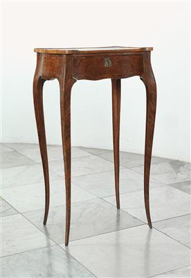 An elegant Louis XV side table, - Collection Reinhold Hofstätter