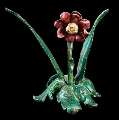 A carved wood flower, - Collection Reinhold Hofstätter
