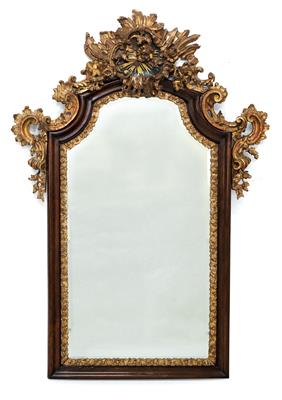 Large wall mirror made in the Baroque style, - Nábytek