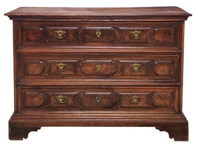 Provincial chest of drawers, - Mobili rustici