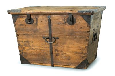 A rare transport crate, - Rustikální nábytek