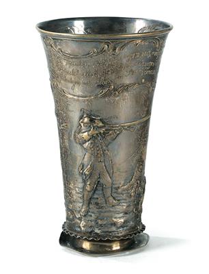 A German historical revival style beaker, - Majetek aristokratického původu a předměty důležitých proveniencí