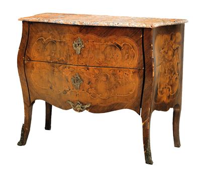 A French chest of drawers, - Di provenienza aristocratica