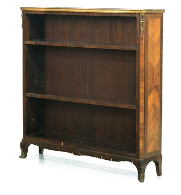 A small bookcase, - Majetek aristokratického původu a předměty důležitých proveniencí