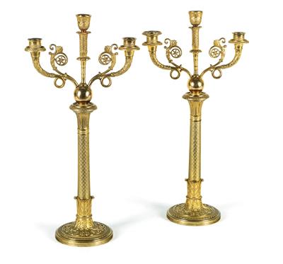 A pair of candelabra with three-light girandole inserts, - Majetek aristokratického původu a předměty důležitých proveniencí