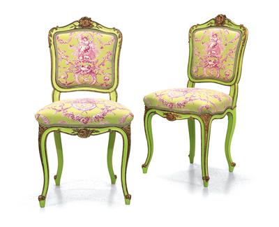 A pair of small chairs in Rococo style, - Di provenienza aristocratica