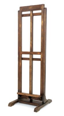 Large artist’s easel, - Furniture and Decorative Art