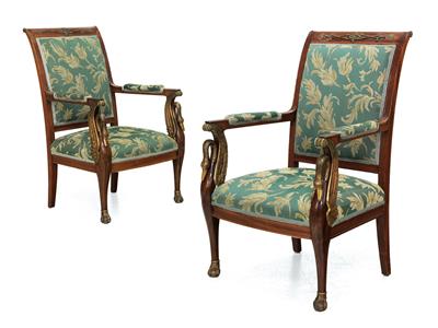 Pair of decorative armchairs, - Mobili e arti decorative
