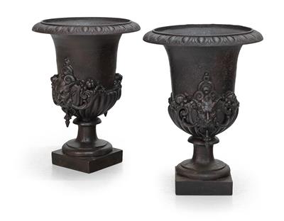 Pair of Historicist garden vases, - Furniture and Decorative Art