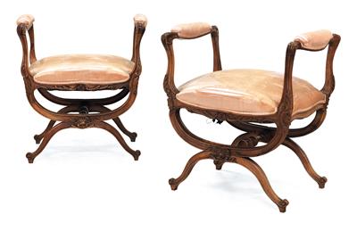 Pair of bassinet-shaped stools, - Furniture and Decorative Art
