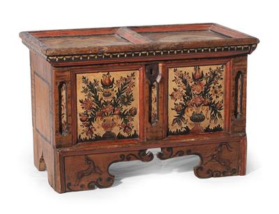 Charming rustic miniature coffer with hunting theme, - Rustic Furniture