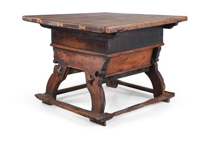 “Jogltisch” table, - Mobili rustici