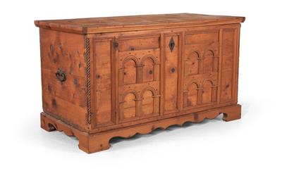 Kärntner rustic coffer, - Rustic Furniture