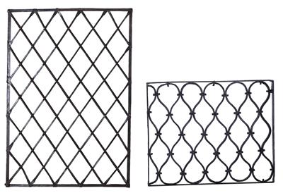Two different window grilles, - Mobili rustici