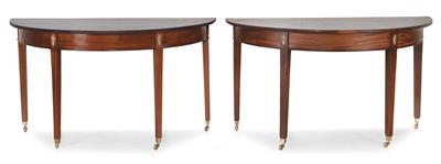 Two slightly different demi-lune console tables, - Nábytek