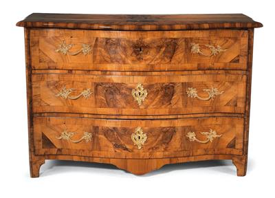 Baroque chest of drawers, - Mobili e arti decorative