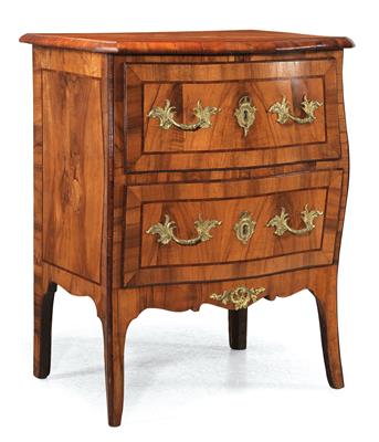 Small Baroque chest of drawers, - Nábytek