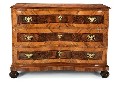 Small late Baroque chest of drawers, - Mobili e arti decorative