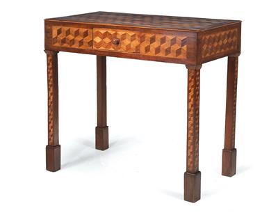 Kleiner rechteckiger Tisch - Möbel und dekorative Kunst