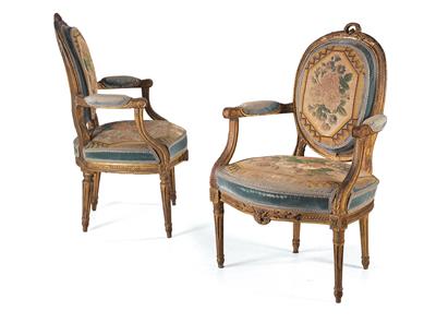 Pair of small Louis XVI armchairs, - Mobili e arti decorative