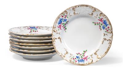 8 small plates, Imperial Manufactory, Vienna c. 1845/46 - Majetek aristokratického původu a předměty důležitých proveniencí