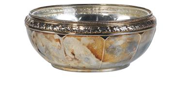 A silver bowl with glass liner from Germany, - Majetek aristokratického původu a předměty důležitých proveniencí