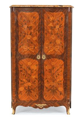 A half-height salon cabinet, - Mobili e arti decorative