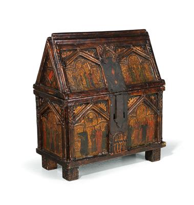 A small Neo-Gothic chest, - Nábytek