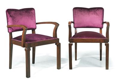 A pair of Art Deco armchairs, - Nábytek