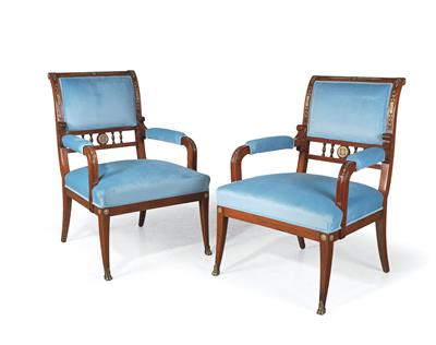 A pair of Neo-Classical armchairs, - Nábytek