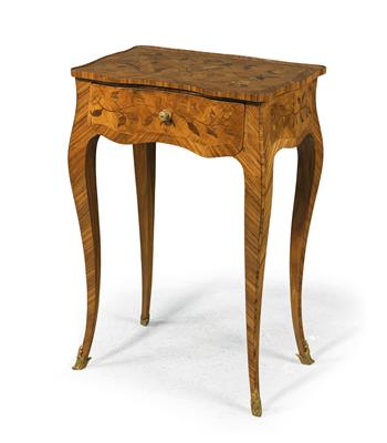 A small rectangular salon side table, - Furniture and Decorative Art