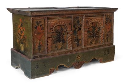 A Rustic Coffer, - Mobili rustici