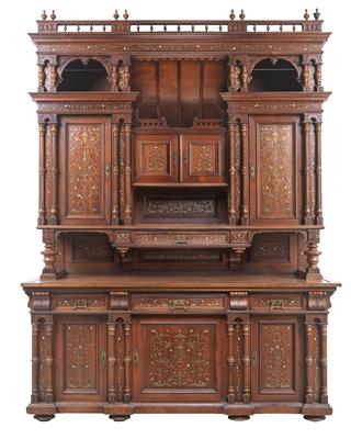 A Large Historicist Sideboard, - Furniture and Decorative Art