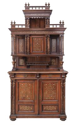 A Historicist Sideboard, - Mobili e arti decorative