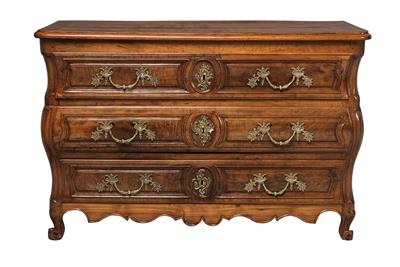 A Provincial Baroque Chest of Drawers, - Furniture and Decorative Art