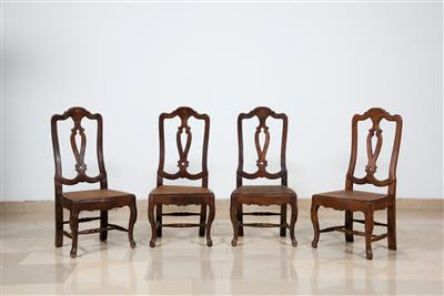 A Set of 4 Provincial Baroque Chairs, - Nábytek