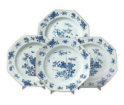 4 Octagonal Plates, - Majetek aristokratického původu a předměty důležitých proveniencí