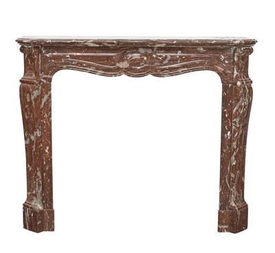 A Fireplace Surround, - Majetek aristokratického původu a předměty důležitých proveniencí