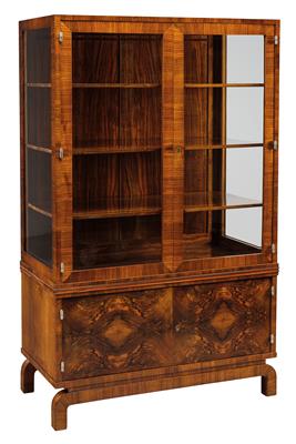 An Art Deco Display Cabinet, - Asie, starožitnosti a nábytek - Část 2