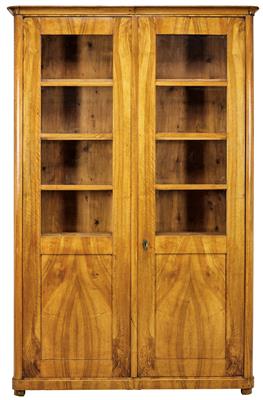 A Tall Biedermeier Bookcase, - Asie, starožitnosti a nábytek - Část 2