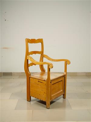 A Provincial Toilet Chair, - Nábytek