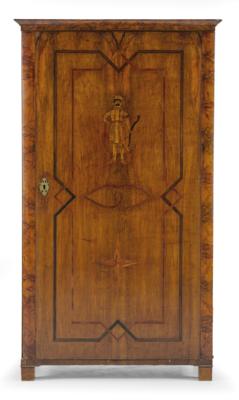 A Half-Height Biedermeier Cabinet, - Majetek aristokratického původu a předměty důležitých proveniencí