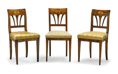 A Set of 3 Biedermeier Chairs, - Di provenienza aristocratica