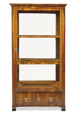 A Biedermeier Display Cabinet, - Nábytek