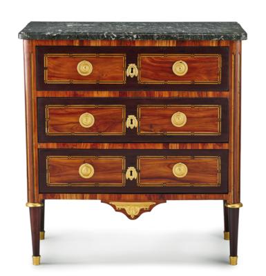 A French Salon Chest of Drawers, - Mobili