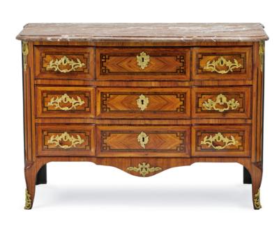 A French Salon Chest of Drawers, - Furniture