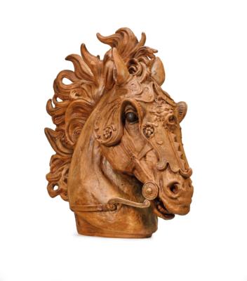 A Large Horse’s Head, - Mobili