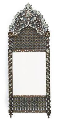 A Salon Mirror, - Mobili