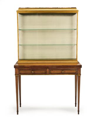 A Table Display Cabinet, - Nábytek